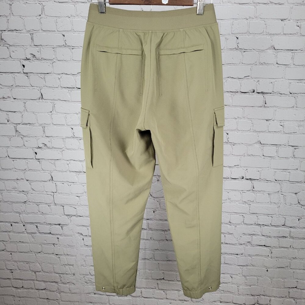 Athleta Green Athleisure Stretch High Rise Cargo Pockets Pants Size 4 (26x39) - Picture 2 of 13